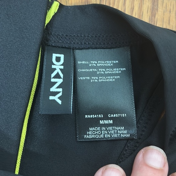 DKNY Black Sleeveless Racerback Pullover Swimwear Bikini Top Size M NWOT Logo - Picture 4 of 6